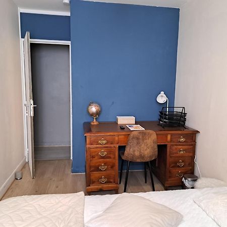 Chambre Spacieuse - Dressing - Sdb Communes - Parking Prive Nîmes Eksteriør billede